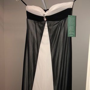 Formal Black/White Dress